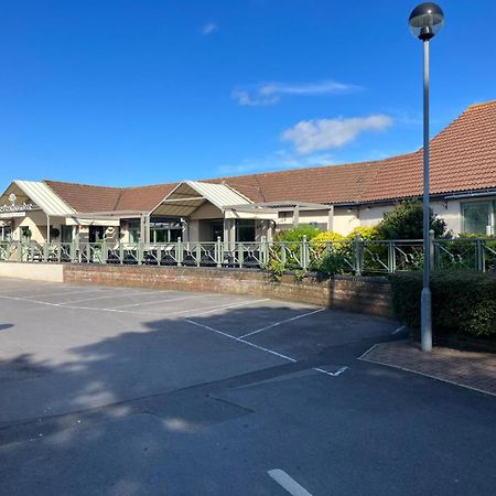 Seabreeze, Utopia, Walking Distance To Beach, 5 Star Shorefield Country Park, Milford On Sea, Shorefield Road, So41 0Lh, United Kingdom Exterior photo